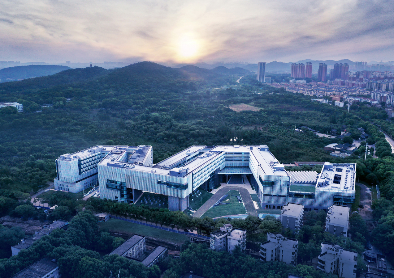 华中科技大学光电信息大楼